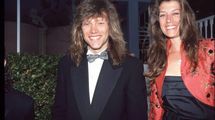 Is jon bon jovi married now?